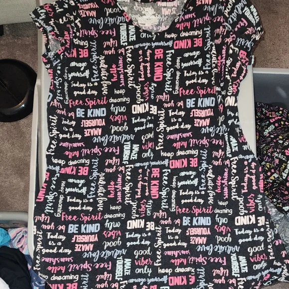 Secret Treasures Black and Pink Sleepwear - Picture 1 of 2